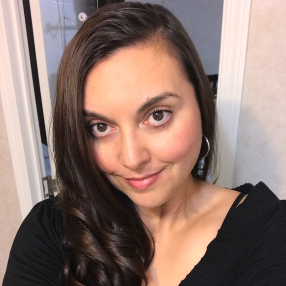 Meet your Posher, Charlotte - Picture 1 of 1